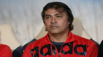 أشرف قاسم: أرفض تواجد أي عضو من مجلس إدارة الأندية داخل أرض الملعب